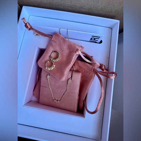 NWT MEJURI Lab Grown Sapphire Shine Bundle - Picture 2 of 10